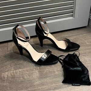 Pashion Footwear Convertible Heel 4”